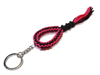 Bangkok Souvenir - Mongkol keychain : Black and Pink